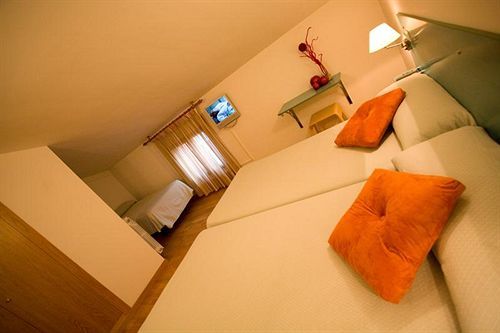 Hostal Via Lactea Burgo Dış mekan fotoğraf